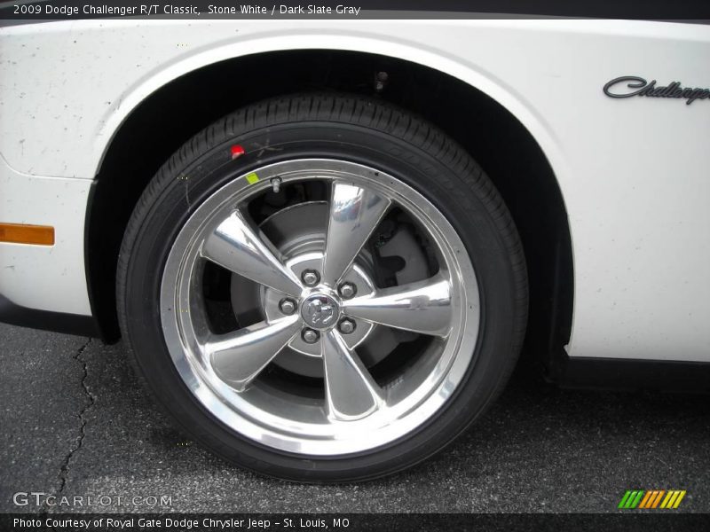 Stone White / Dark Slate Gray 2009 Dodge Challenger R/T Classic