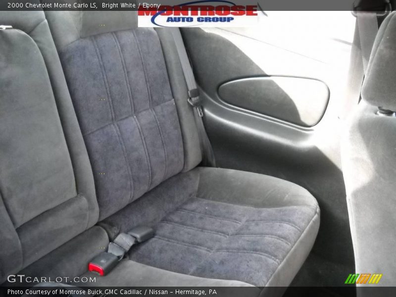 Bright White / Ebony 2000 Chevrolet Monte Carlo LS