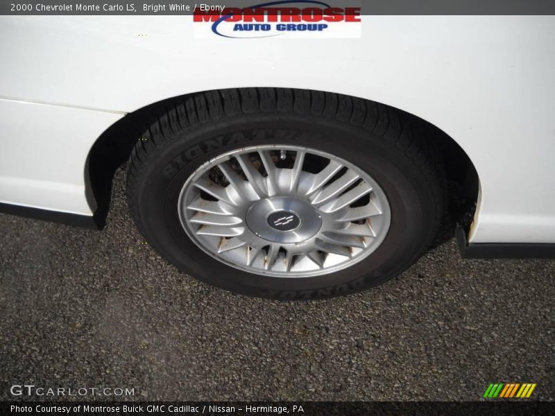 Bright White / Ebony 2000 Chevrolet Monte Carlo LS