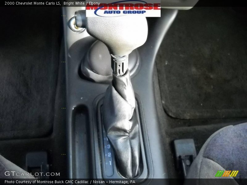Bright White / Ebony 2000 Chevrolet Monte Carlo LS
