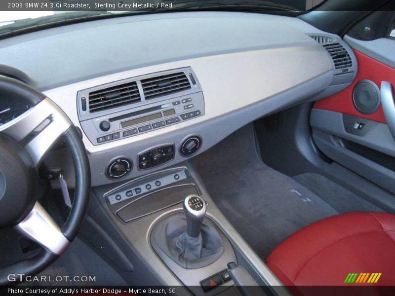 Sterling Grey Metallic / Red 2003 BMW Z4 3.0i Roadster
