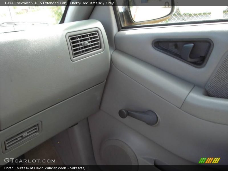 Cherry Red Metallic / Gray 1994 Chevrolet S10 LS Extended Cab