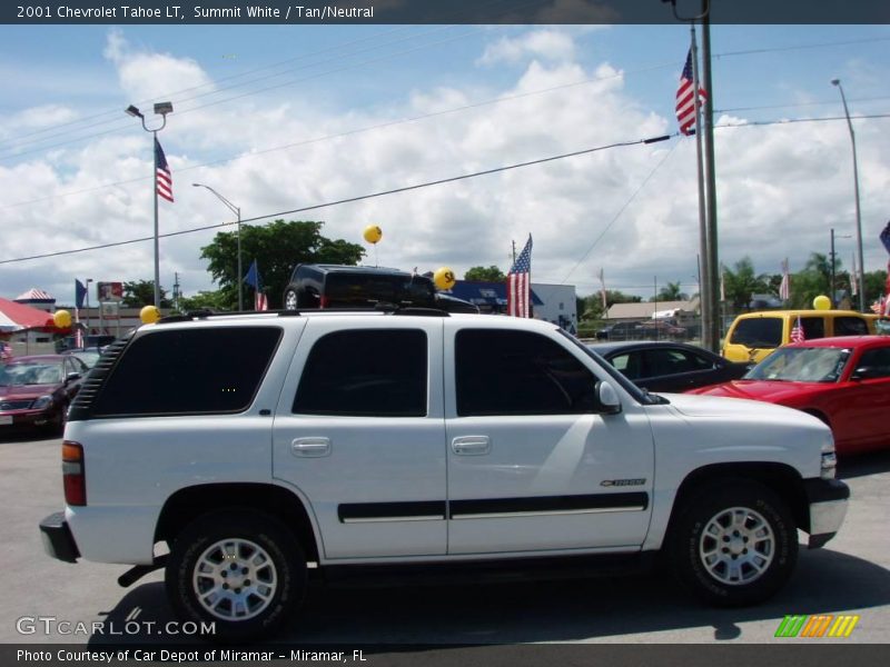Summit White / Tan/Neutral 2001 Chevrolet Tahoe LT