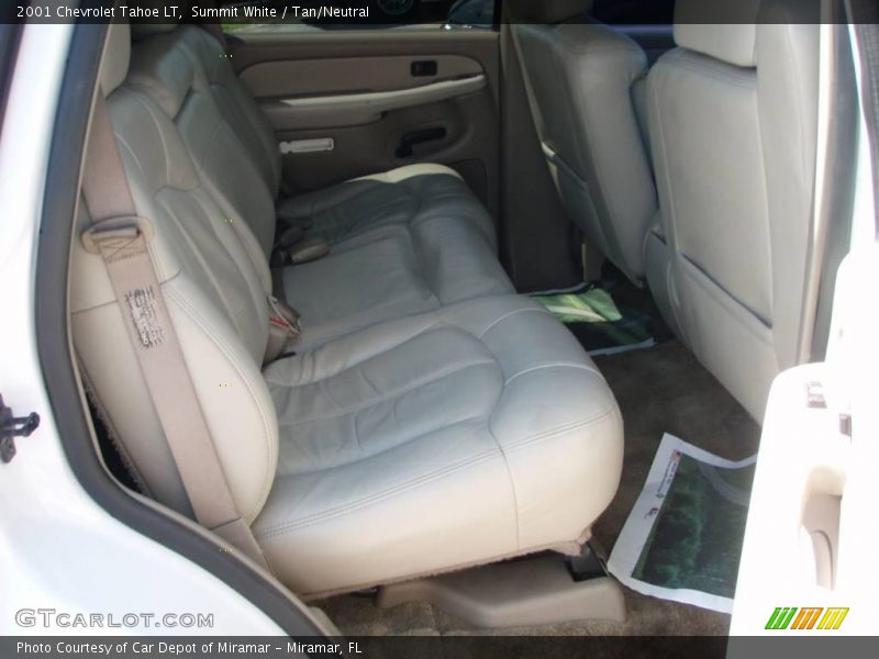 Summit White / Tan/Neutral 2001 Chevrolet Tahoe LT