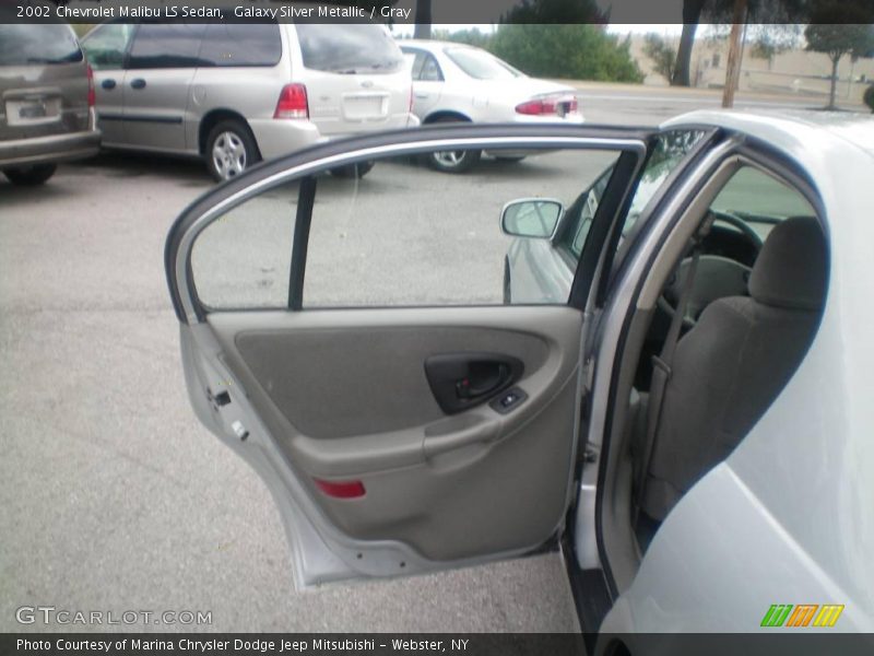 Galaxy Silver Metallic / Gray 2002 Chevrolet Malibu LS Sedan
