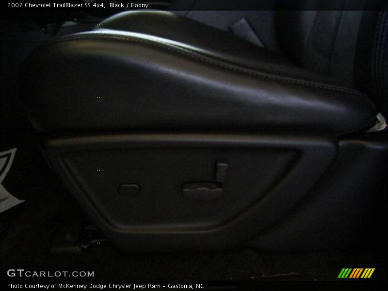 Black / Ebony 2007 Chevrolet TrailBlazer SS 4x4