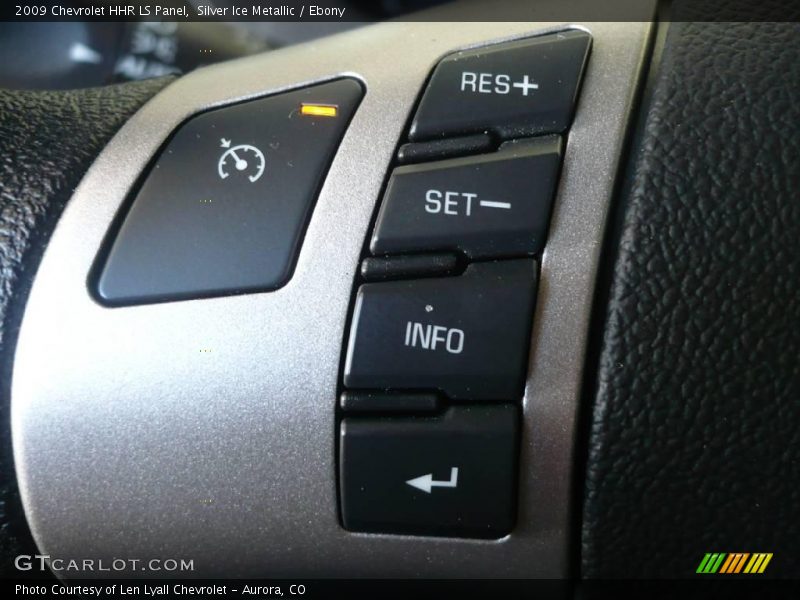 Silver Ice Metallic / Ebony 2009 Chevrolet HHR LS Panel