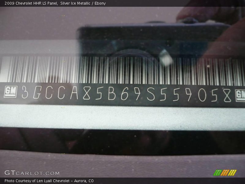 Silver Ice Metallic / Ebony 2009 Chevrolet HHR LS Panel