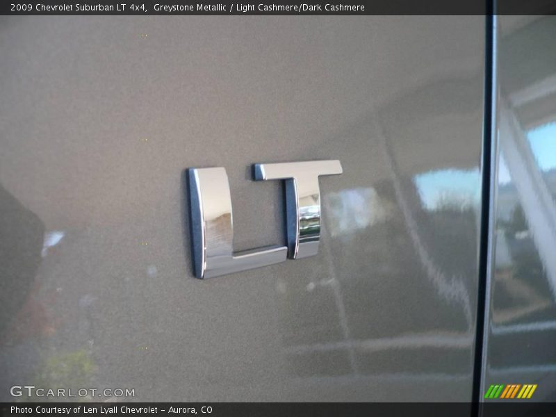 Greystone Metallic / Light Cashmere/Dark Cashmere 2009 Chevrolet Suburban LT 4x4