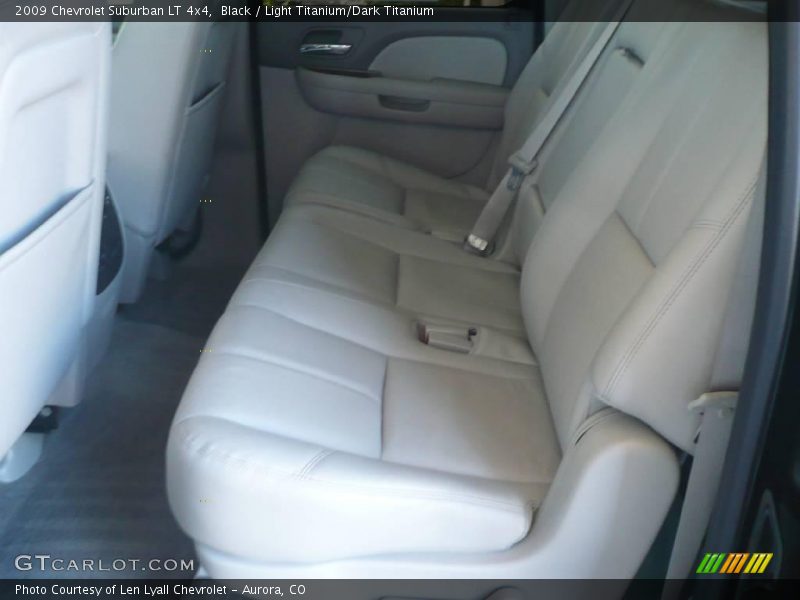 Black / Light Titanium/Dark Titanium 2009 Chevrolet Suburban LT 4x4