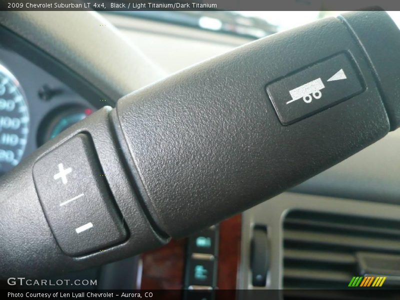 Black / Light Titanium/Dark Titanium 2009 Chevrolet Suburban LT 4x4
