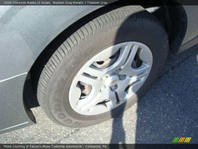 Medium Gray Metallic / Titanium Gray 2006 Chevrolet Malibu LS Sedan