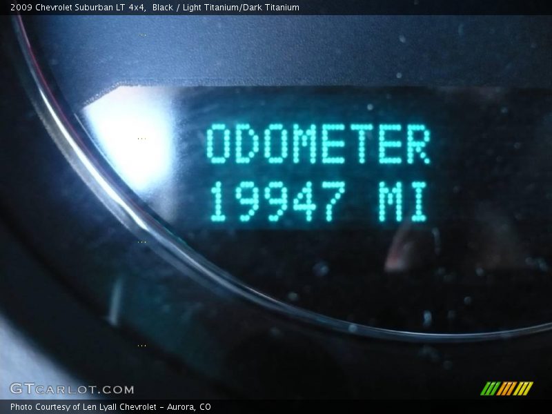 Black / Light Titanium/Dark Titanium 2009 Chevrolet Suburban LT 4x4