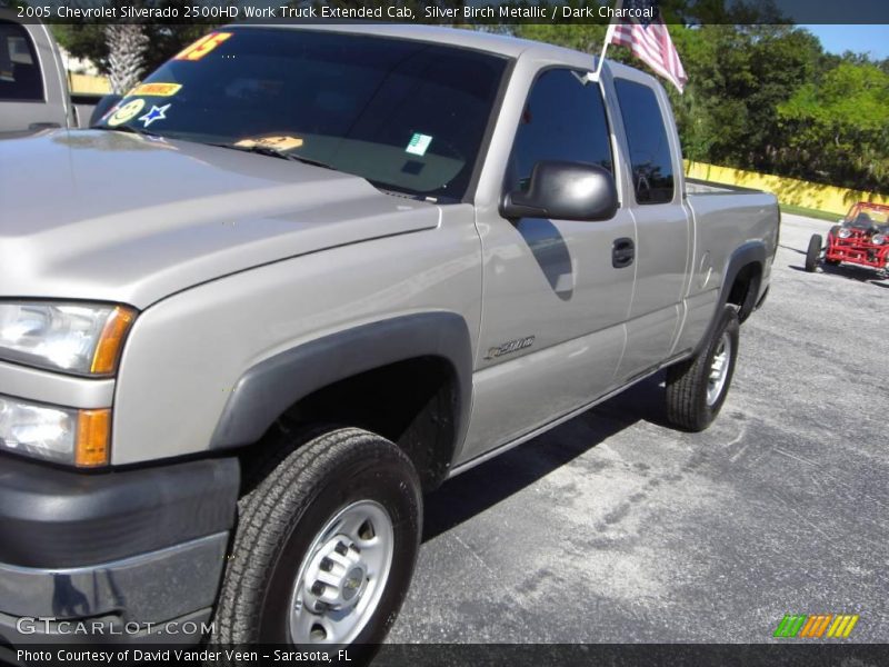 Silver Birch Metallic / Dark Charcoal 2005 Chevrolet Silverado 2500HD Work Truck Extended Cab