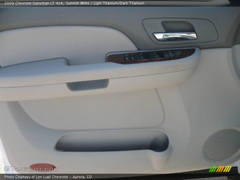 Summit White / Light Titanium/Dark Titanium 2009 Chevrolet Suburban LT 4x4