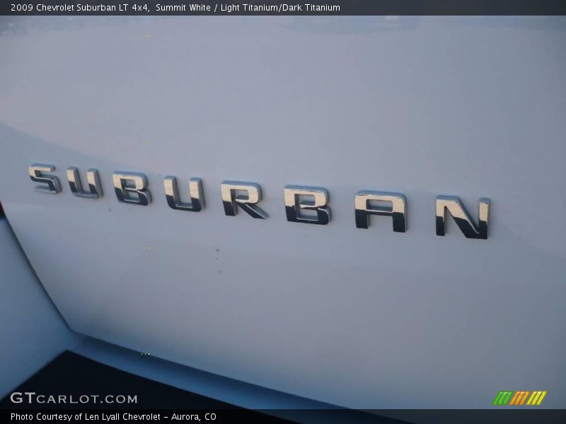 Summit White / Light Titanium/Dark Titanium 2009 Chevrolet Suburban LT 4x4