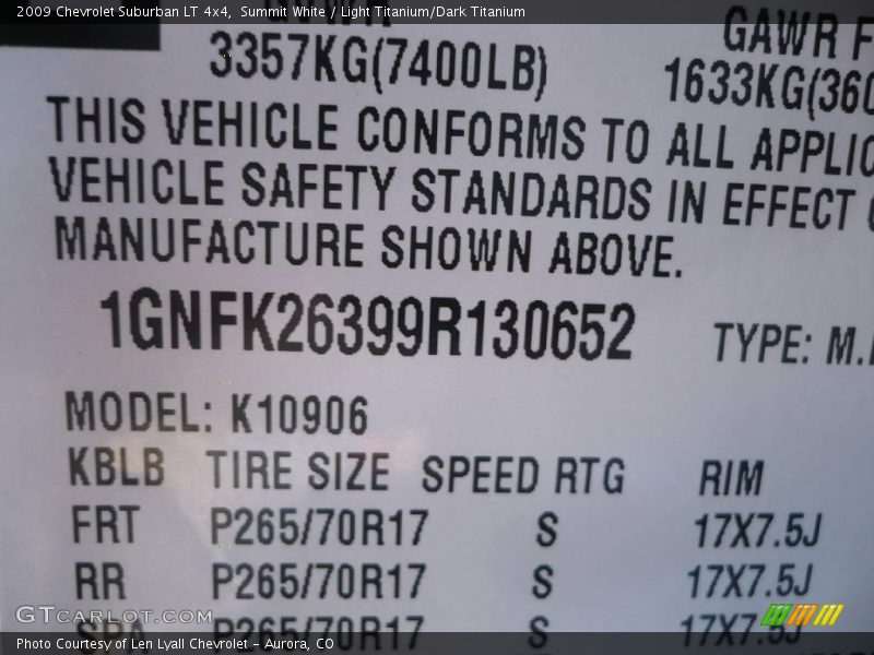 Summit White / Light Titanium/Dark Titanium 2009 Chevrolet Suburban LT 4x4