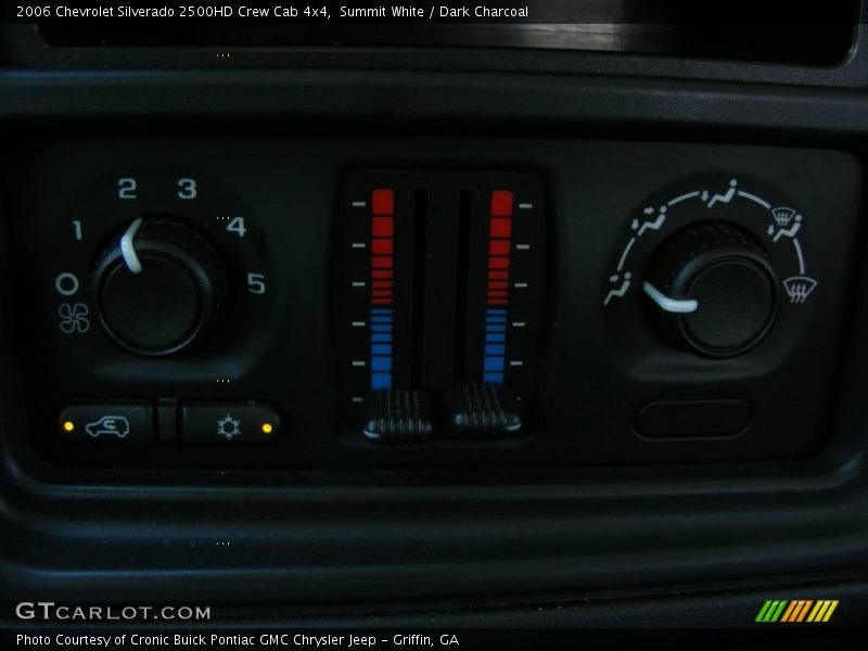 Summit White / Dark Charcoal 2006 Chevrolet Silverado 2500HD Crew Cab 4x4