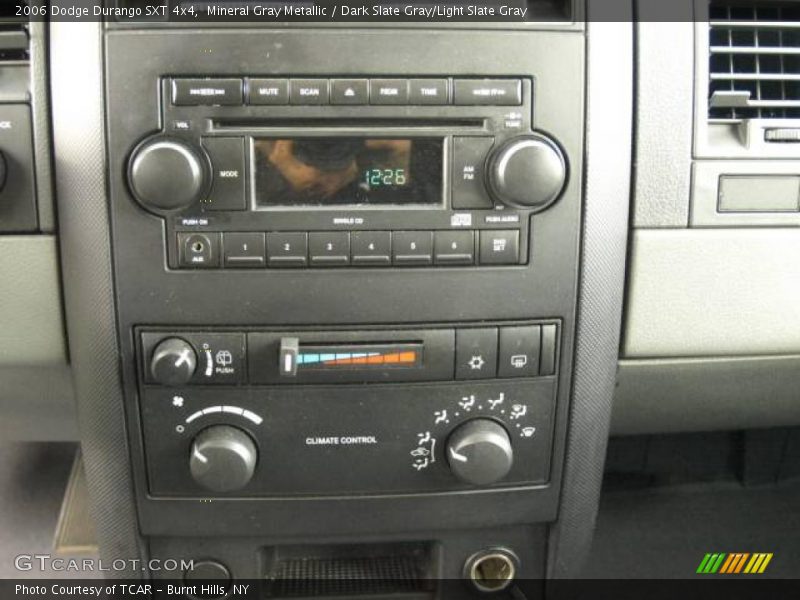 Mineral Gray Metallic / Dark Slate Gray/Light Slate Gray 2006 Dodge Durango SXT 4x4
