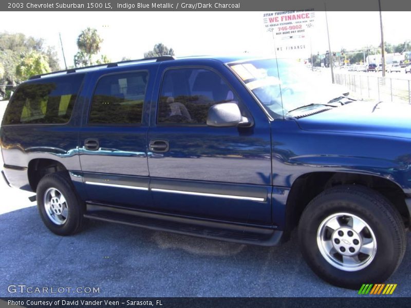 Indigo Blue Metallic / Gray/Dark Charcoal 2003 Chevrolet Suburban 1500 LS