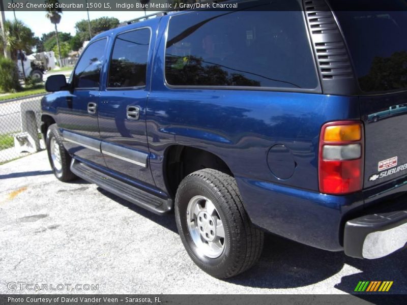 Indigo Blue Metallic / Gray/Dark Charcoal 2003 Chevrolet Suburban 1500 LS