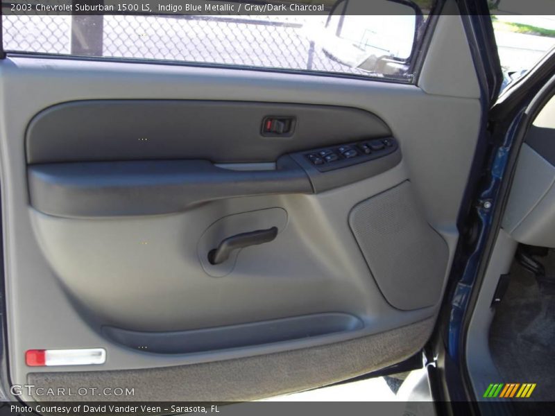Indigo Blue Metallic / Gray/Dark Charcoal 2003 Chevrolet Suburban 1500 LS