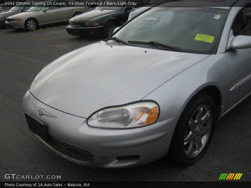 Ice Silver Pearlcoat / Black/Light Gray 2001 Chrysler Sebring LXi Coupe