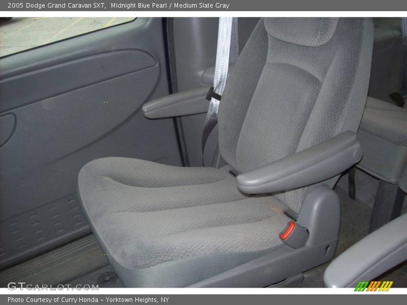 Midnight Blue Pearl / Medium Slate Gray 2005 Dodge Grand Caravan SXT