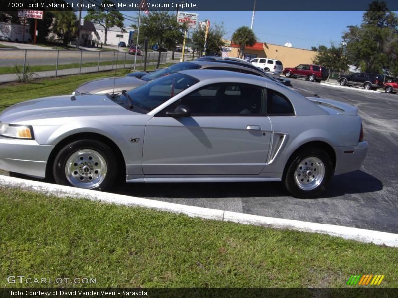 Silver Metallic / Medium Graphite 2000 Ford Mustang GT Coupe