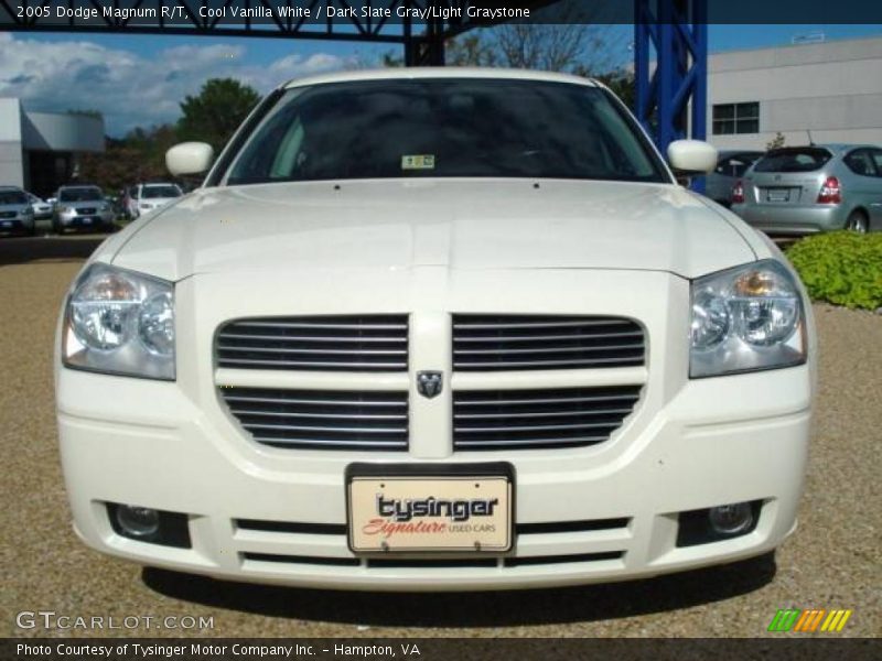 Cool Vanilla White / Dark Slate Gray/Light Graystone 2005 Dodge Magnum R/T