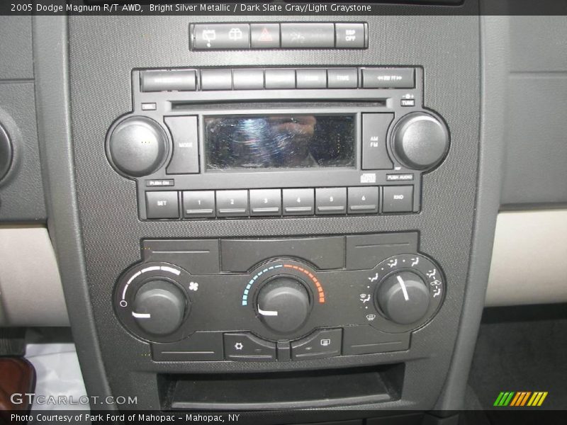 Bright Silver Metallic / Dark Slate Gray/Light Graystone 2005 Dodge Magnum R/T AWD