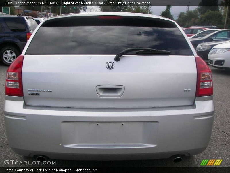 Bright Silver Metallic / Dark Slate Gray/Light Graystone 2005 Dodge Magnum R/T AWD