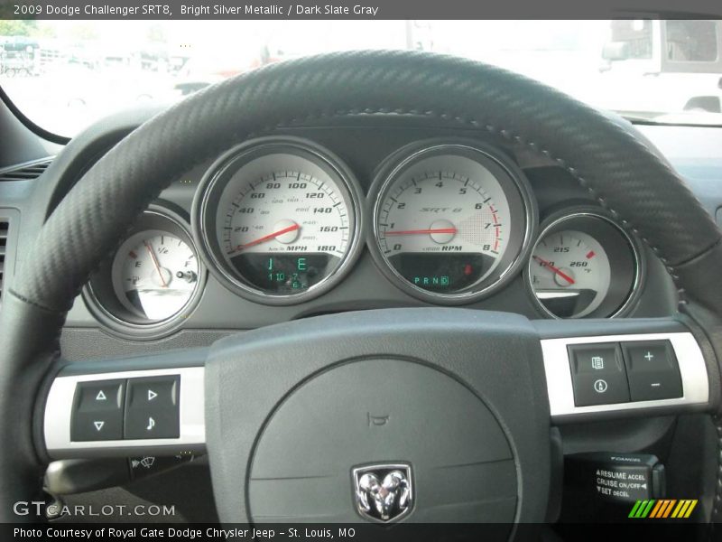 Bright Silver Metallic / Dark Slate Gray 2009 Dodge Challenger SRT8