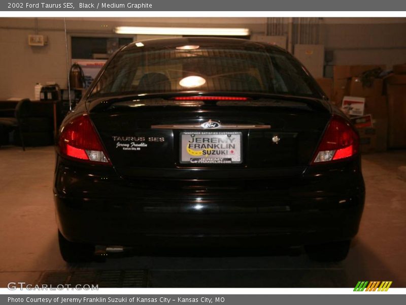 Black / Medium Graphite 2002 Ford Taurus SES