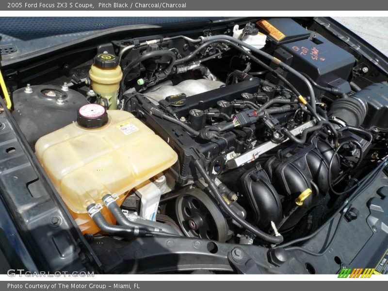 Pitch Black / Charcoal/Charcoal 2005 Ford Focus ZX3 S Coupe