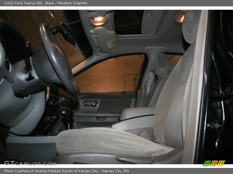 Black / Medium Graphite 2002 Ford Taurus SES