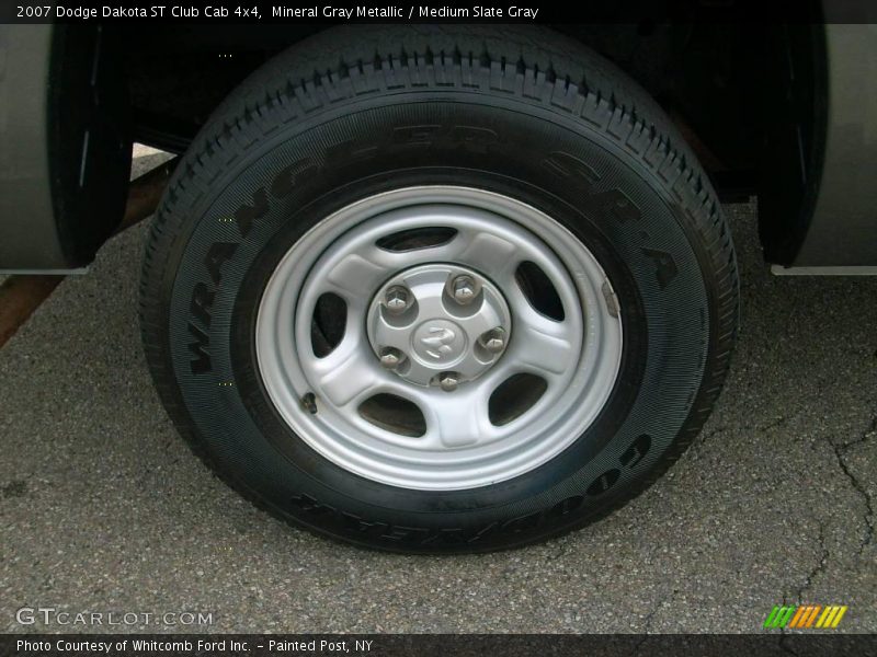 Mineral Gray Metallic / Medium Slate Gray 2007 Dodge Dakota ST Club Cab 4x4