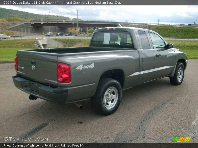 Mineral Gray Metallic / Medium Slate Gray 2007 Dodge Dakota ST Club Cab 4x4