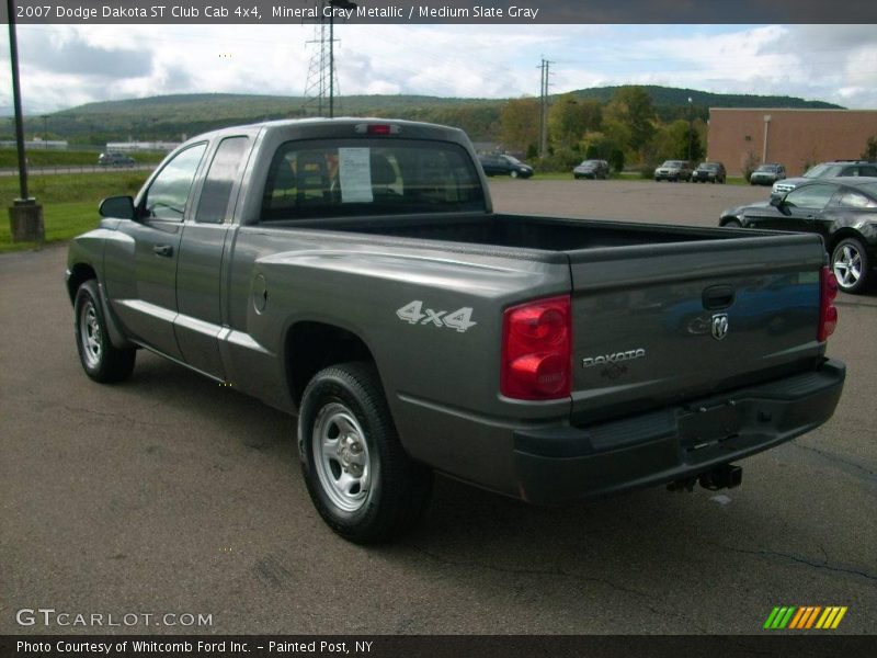 Mineral Gray Metallic / Medium Slate Gray 2007 Dodge Dakota ST Club Cab 4x4