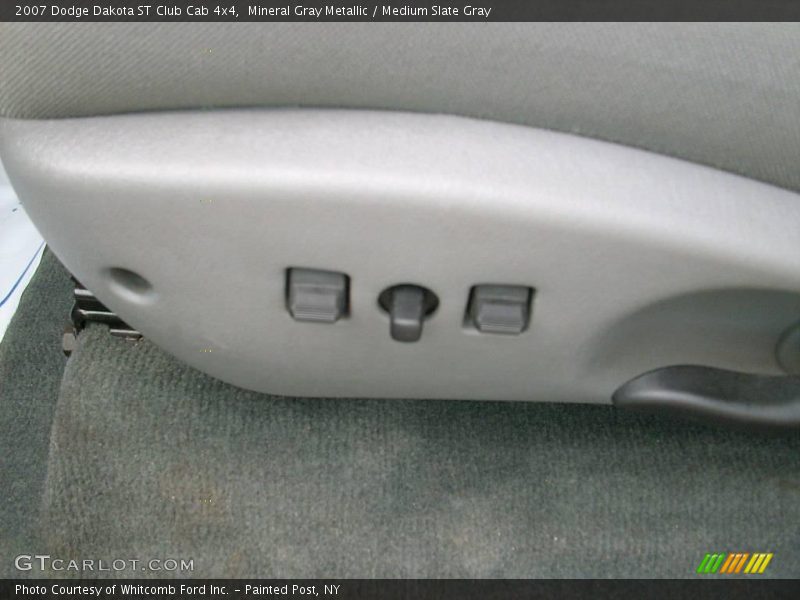 Mineral Gray Metallic / Medium Slate Gray 2007 Dodge Dakota ST Club Cab 4x4