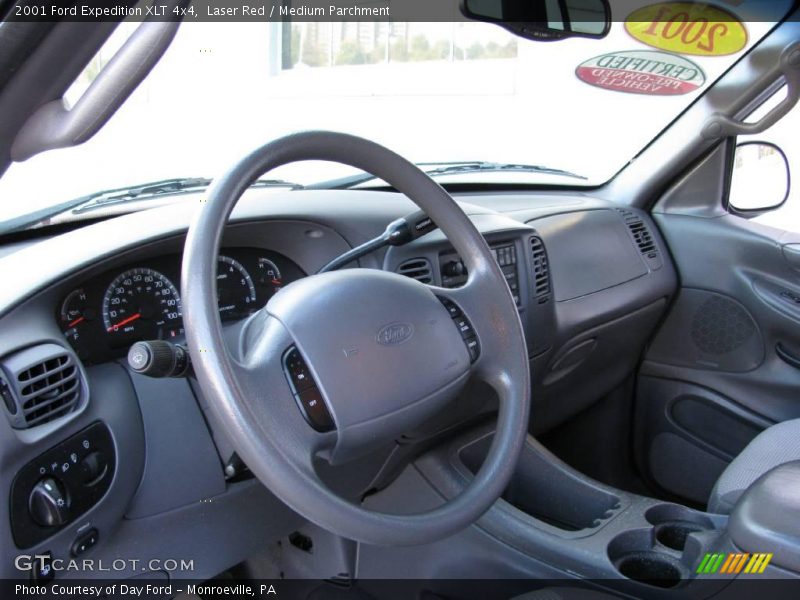Laser Red / Medium Parchment 2001 Ford Expedition XLT 4x4