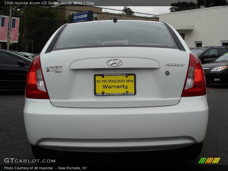 Nordic White / Gray 2006 Hyundai Accent GLS Sedan