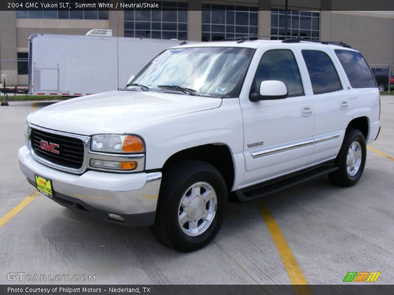 Summit White / Neutral/Shale 2004 GMC Yukon SLT