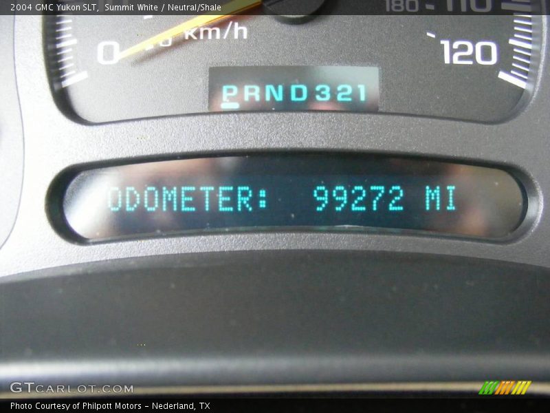 Summit White / Neutral/Shale 2004 GMC Yukon SLT