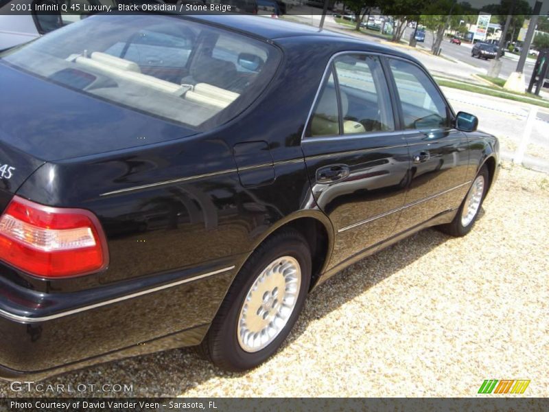 Black Obsidian / Stone Beige 2001 Infiniti Q 45 Luxury