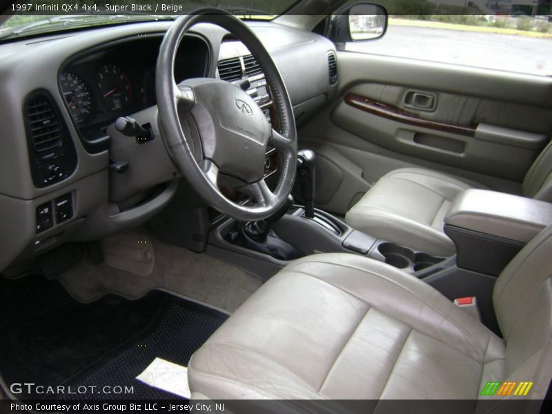 Super Black / Beige 1997 Infiniti QX4 4x4