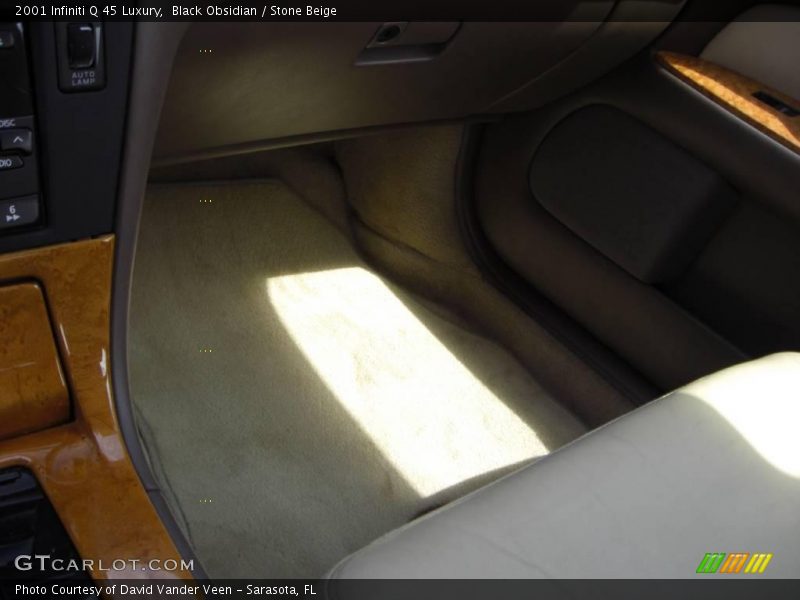 Black Obsidian / Stone Beige 2001 Infiniti Q 45 Luxury