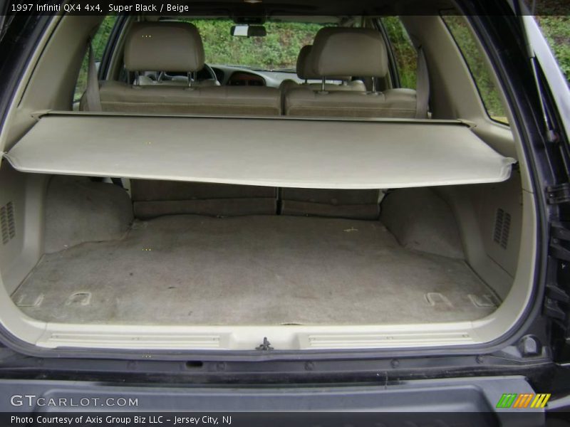 Super Black / Beige 1997 Infiniti QX4 4x4