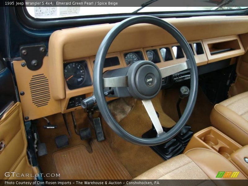 Emerald Green Pearl / Spice Beige 1995 Jeep Wrangler S 4x4