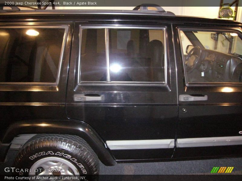 Black / Agate Black 2000 Jeep Cherokee Sport 4x4